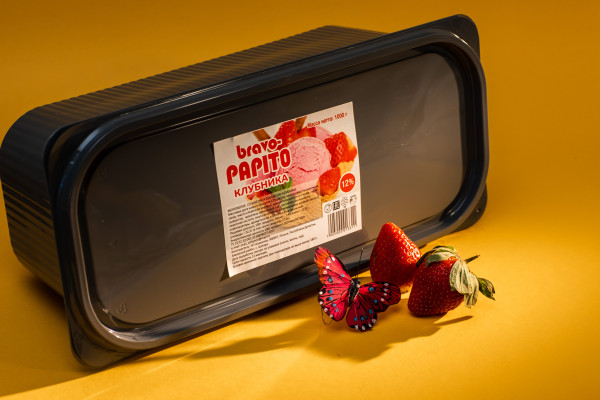 Ванночка <<Клубничное>> 15% "Папито" 2000гр. (*2шт.)